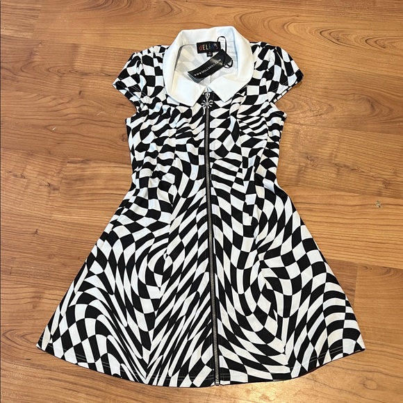 Dolls Kill Black & White trippy checkered S warp speed Mini Dress nwt delia's - Picture 7 of 10